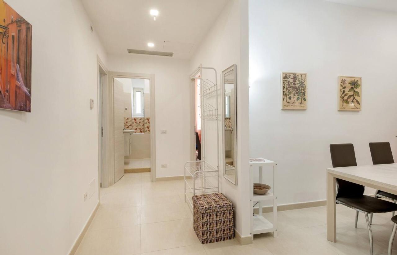 Iflat Lovely And Bright 2 Bed Flat Near Termini Rome Bagian luar foto