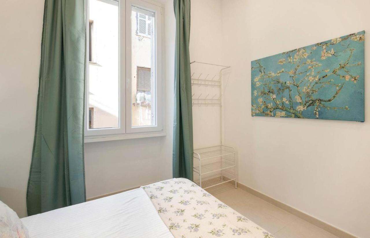 Iflat Lovely And Bright 2 Bed Flat Near Termini Rome Bagian luar foto