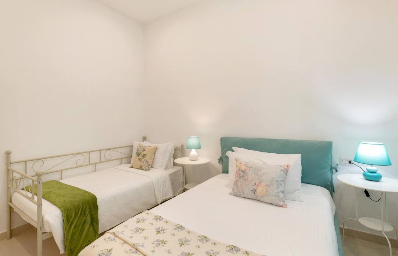 Iflat Lovely And Bright 2 Bed Flat Near Termini Rome Bagian luar foto