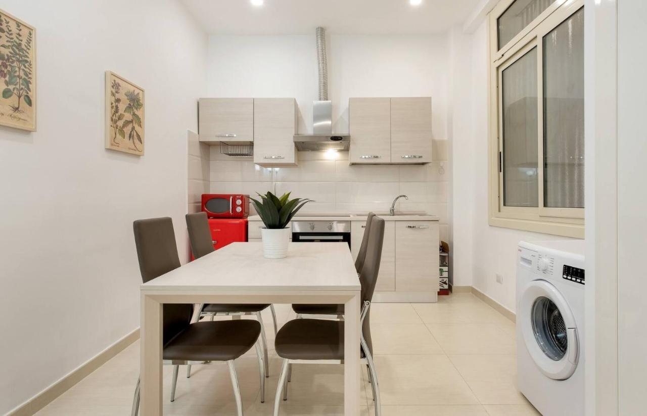 Iflat Lovely And Bright 2 Bed Flat Near Termini Rome Bagian luar foto